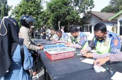 Tak Bawa SIM dan STNK, 162 Pengendara Motor di Kulonprogo Ditilang