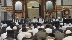Istigosah Kubro di Masjid Agung Cianjur, Wapres dan KSAD Doakan Keselamatan Bangsa <