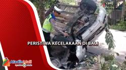  Minibus Tabrak Pohon hingga Ringsek di Bali