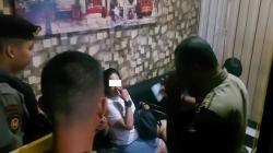 Belasan Pasangan Mesum Terjaring Razia saat Ngamar di Hotel Kota Tasikmalaya<