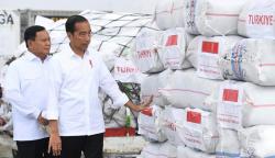 Presiden Jokowi Didampingi Prabowo Lepas Bantuan Kemanusiaan untuk Turki dan Suriah