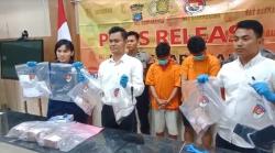 Kronologi 2 Karyawan Koperasi Curi Uang Bos Rp870 Juta, Beraksi saat Korban Tidur