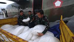 Kendalikan Hujan Ekstrem, BNPB Sebar 1,6 Ton Garam di Langit Jabar<