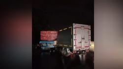 Truk Boks Tabrak Tronton di Km 77 Tol Cipularang Purwakarta, 1 Orang Tewas 1 Luka