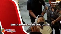 Istri Gus Dur Sinta Nuriyah Sambangi RS Mayapada Jenguk David