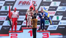 Bartek Marszalek Juara F1 PowerBoat, Presiden Jokowi Serahkan Trofi