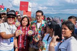 Masyarakat Antusias Sambut F1PowerBoat, Sandiaga: Pariwisata Menggeliat, Ekonomi Bangkit 