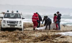 Dua Kapal Imigran Karam di Italia Selatan, 2 Orang Tewas 30 Hilang di Laut