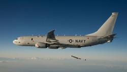 Pesawat P-8A Poseidon Milik AS Terbang di Atas Selat Taiwan