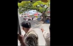 Razia Badut Jalanan di Makassar, Petugas Dikejar dan Dilempar Batu<