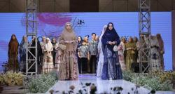 Unik, Koleksi Fashion Lokal Terinspirasi Kemegahan Istana Alhambra Spanyol