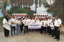 Bangkitkan UMKM, Partai Perindo Bagikan Gerobak Gratis ke Pedagang Bakso di Jogja <