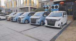 Mobil Listrik Mungil Berwajah Alphard Meluncur, Dijual Rp87 Jutaan