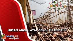 Hujan Angin, Atap Ruang Kelas SDN 3 Sukagumiwang Indramayu Ambruk<