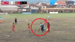 Viral Video Kiper Persima Majalengka Dipukul Pemain Perses Sumedang di Piala Pertiwi<