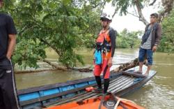 Perahu Tenggelam di Sungai Momong Bengkayang, Ini Identitas 3 Korban Hilang