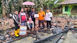 Kebakaran Hebat Ratakan 1 Rumah di Cipongkor KBB, Penghuni Terpaksa Ngungsi<