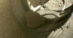 Rover Mars NASA Jadi Tumpangan Batu, Ikut Berjalan Bermil-mil