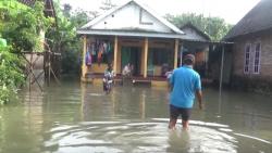 Diguyur Hujan Deras, Ratusan Rumah di Jombang Terendam Banjir