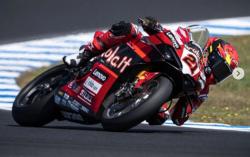Hasil Latihan Bebas 2 WSBK Indonesia 2023: Ruben Rinaldi Menggila Lagi, Tercepat di Mandalika