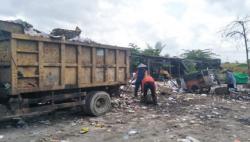 36 Tempat Pembuangan Sampah Ilegal di Mataram Ditutup oleh DLH<