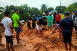 Jalan Trans Barelang Amblas, 14 Rumah di Batam Terendam Banjir 