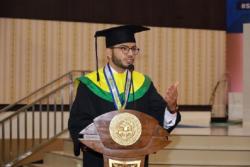 Pria asal Gaza Ini Berhasil Lulus S1 Kedokteran di Unair, Ini Kisahnya