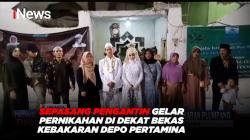 Sepasang Pengantin Gelar Pernikahan di Dekat Puing Bekas Kebakaran Depo Pertamina Plumpang