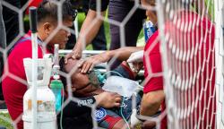 Detik-Detik Ricki Ariansyah Kejang akibat Benturan usai Cetak Gol