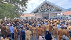 Tuntut Gaji, Ratusan Perangkat Desa di Aceh Tengah Geruduk Kantor Dewan