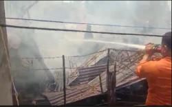 Gudang Mebel di Muba Terbakar, Warga Panik Berhamburan 