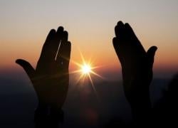 Doa Akhir Bulan Syaban Menjelang Ramadhan, Arab, Latin, dan Artinya