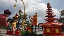 Dekorasi Sambut Hari Raya Nyepi di Kota Surabaya