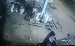 Viral Pria Bermasker Curi Burung Beo di Sukabangun Palembang <