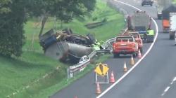  Kronologi Truk Tangki Terbalik di Tol Cipali, Sopir: Saya Ngantuk<