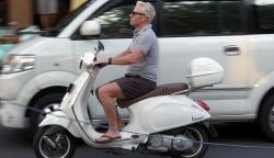 Gubernur Bali Imbau Turis Asing Sewa Kendaraan dari Agen Perjalanan