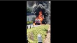 Mobil Terbakar usai Isi BBM di SPBU Jepara, 1 Orang Luka Bakar