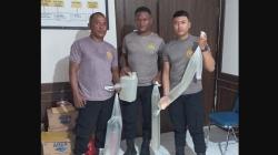 Polisi Amankan 65 Liter Miras Lokal di Pelabuhan Jayapura, Pemiliknya Tak Diketahui