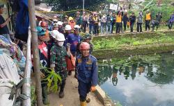 Pilu, Nenek dan Cucu Ditemukan Tewas Berpelukan Tertimbun Longsor di Bogor