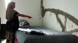 Kampung Mati di Sukabumi, 3 Keluarga Bertahan Hidup di Rumah Retak dan Miring<