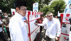 HT Cek Gerobak Partai Perindo yang Diserahkan ke Pedagang