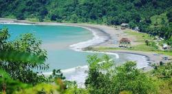 Mengintip Pantai Cibareno yang Tersembunyi di Banten, Berbentuk Love dan Eksotis