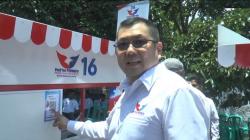 HT Bagikan Gerobak Partai Perindo ke Pedagang di NTB, Dilengkapi Teknologi QRIS