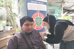 Masih Banyak Kelompok Rentan yang Belum Vaksin Covid-19, PKBI Lakukan Pendekatan Personal<