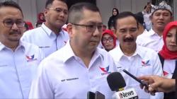 Bagikan Gerobak Perindo Gratis, Ini Harapan HT kepada Pelaku UMKM di Bandung<