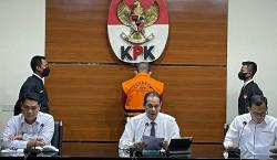 Tersangka Perintangan Penyidikan Eks Bupati Buru Selatan, Advokat Laurenzius Ditahan KPK