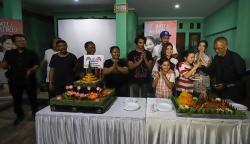 Syukuran Tayang Perdana Sinetron Ratu di Hatiku