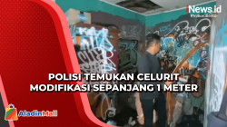 Polisi Temukan Celurit Modifikasi Sepanjang 1 Meter saat Gerebek Markas Gengster di Depok