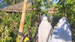 Unik Masjid Saung Bambu Nurul Ikhsan Gegesik Cirebon, Berdiri di Atas Kolam Ikan<