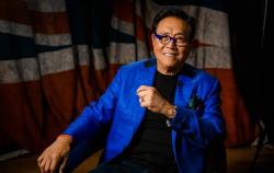 Kisah Sukses Robert Kiyosaki, Meraih Kekayaan dari Menulis dan Seminar  